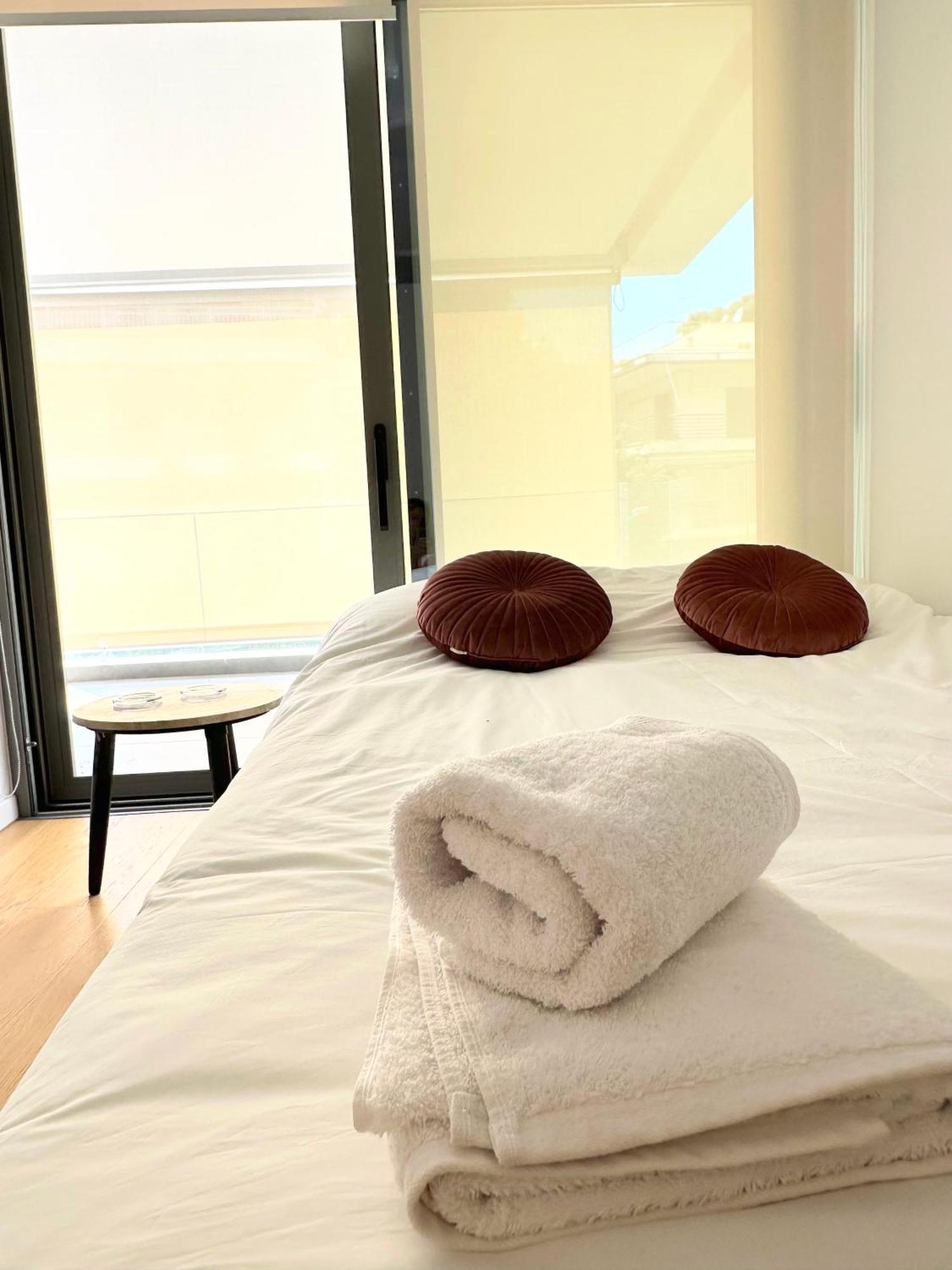 Serena At Athens Riviera Apartment Vari  Exterior photo